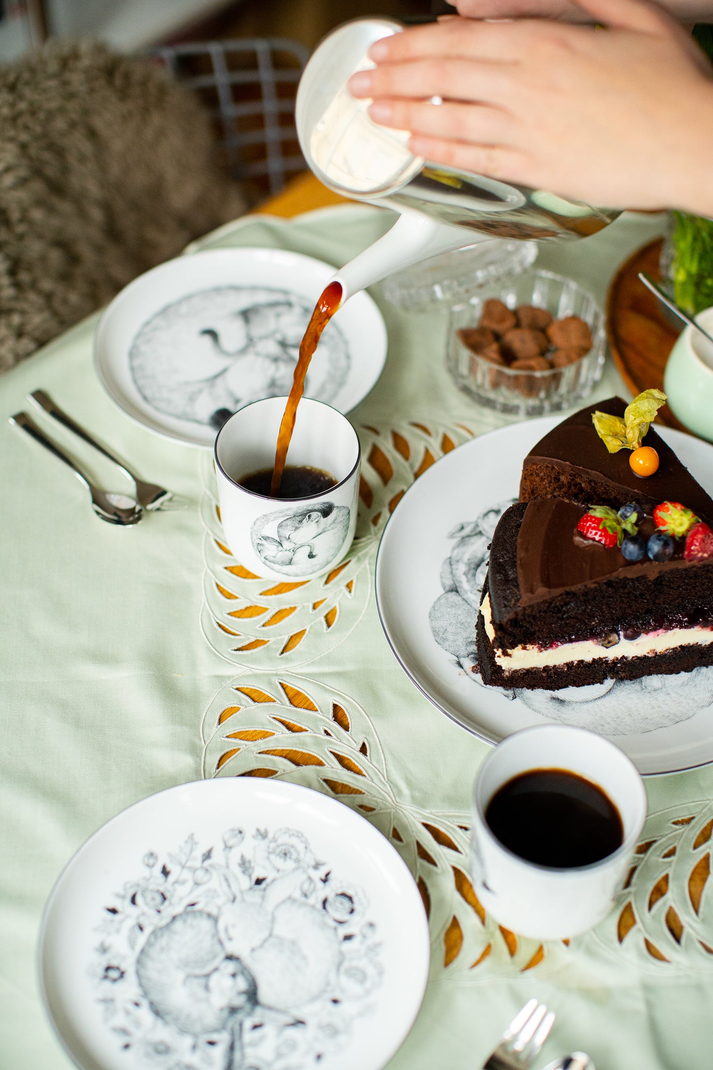 Dessertplate 'Rabbit Hug'